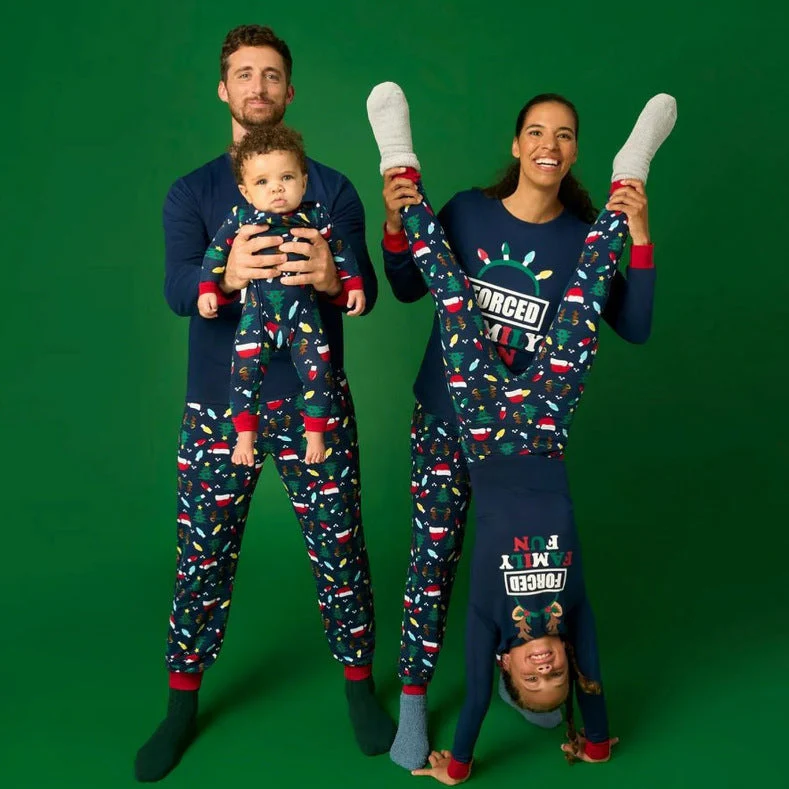 Classic Santa Hat Print Matching Family Christmas Pajamas - Image 8